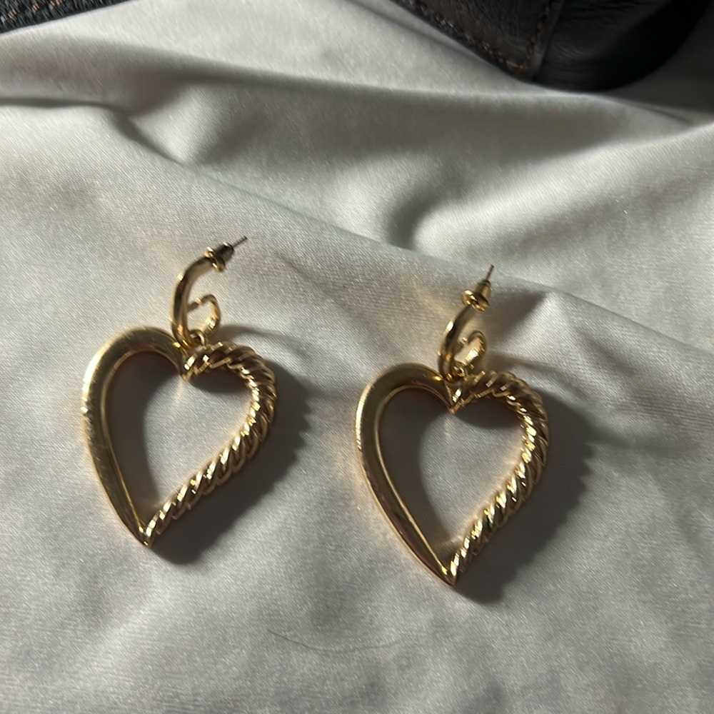 Earrings gold